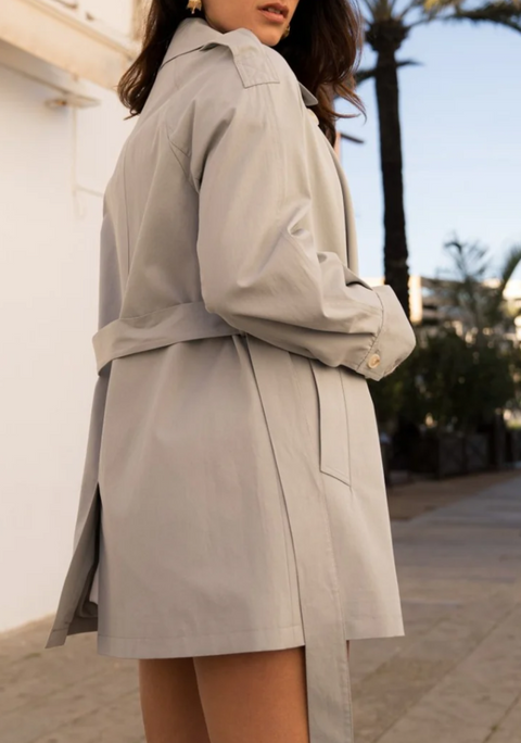 TRENCH TENCEL COURT BLEU GRISÉ